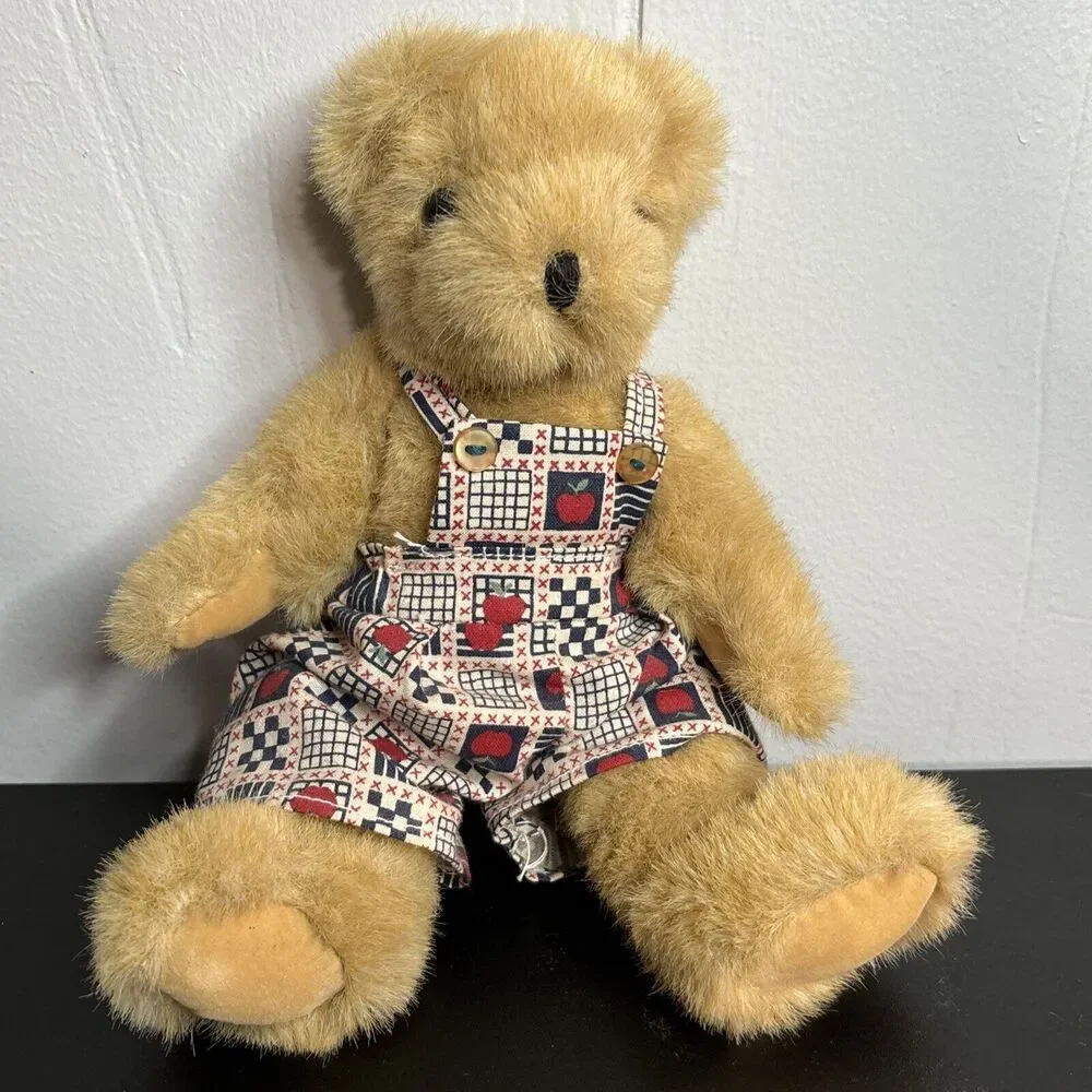 GREAT AMERICAN FUN CORP JOINTED ARMS TEDDY BEAR PLUSH VINTAGE APPLE OVERALLS